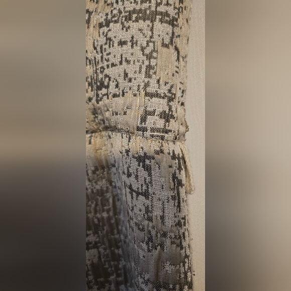 Pretty Dress - Picture 3 of 7